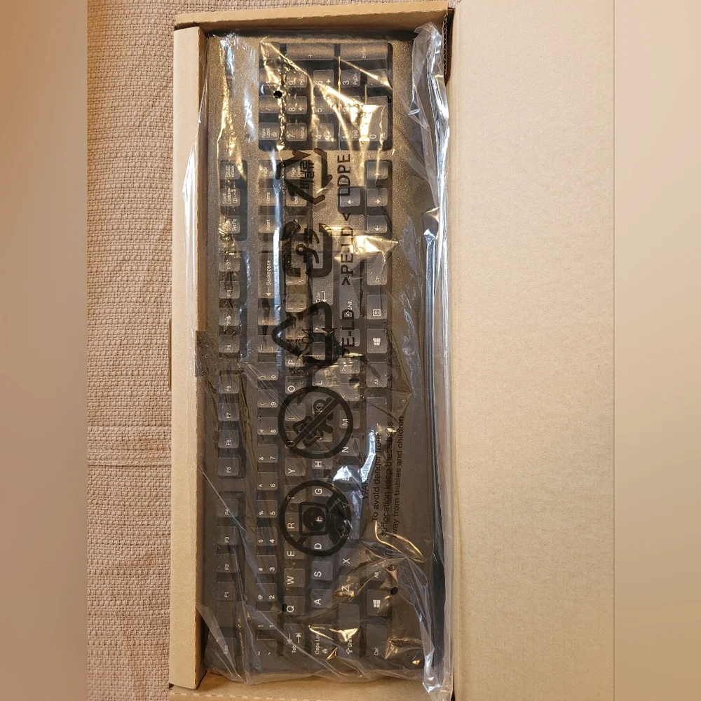 Basic Lenovo Computer Keyboard - Picture 2 of 2